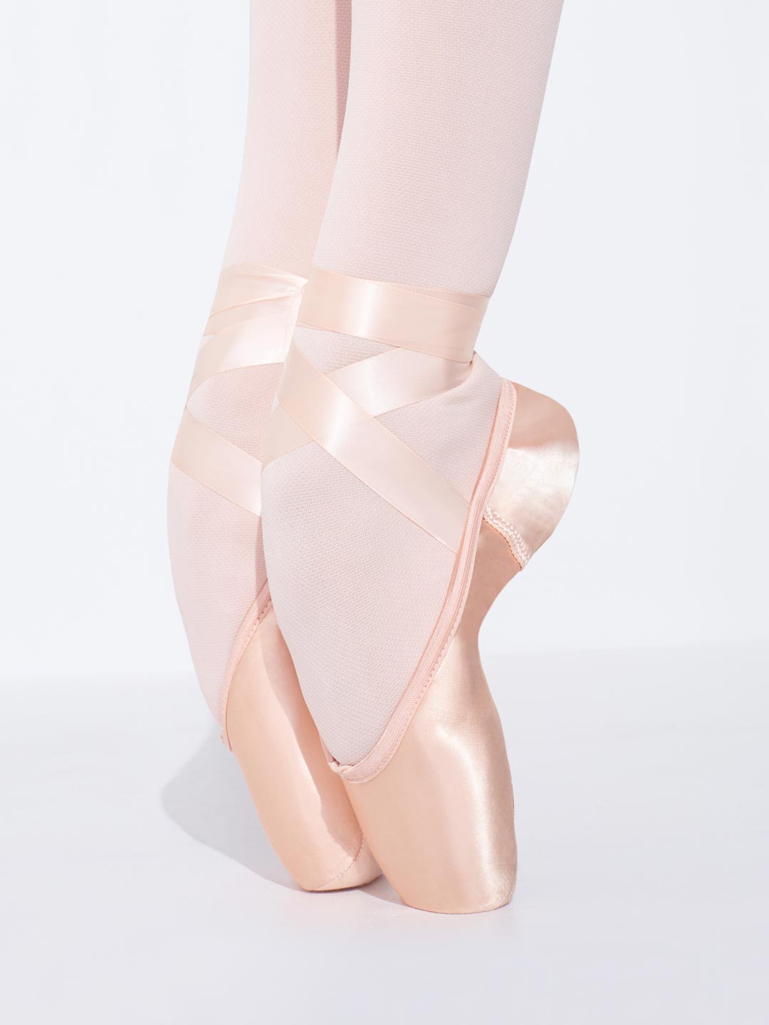 Capezio Airess Broad Toe Maxifirm Pointe Shoe Petal Pink 1132