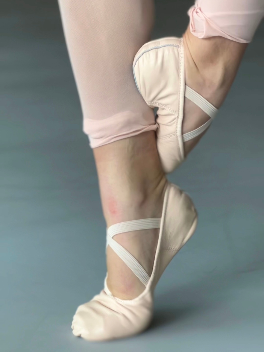 Children s Leather Juliet Ballet Shoe with Unique Arch Capezio